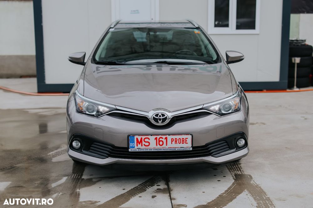 Toyota Auris 1.6 D-4D Comfort - 4