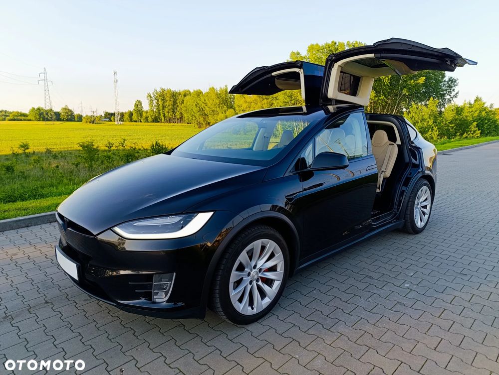 Tesla Model X Performance - 22