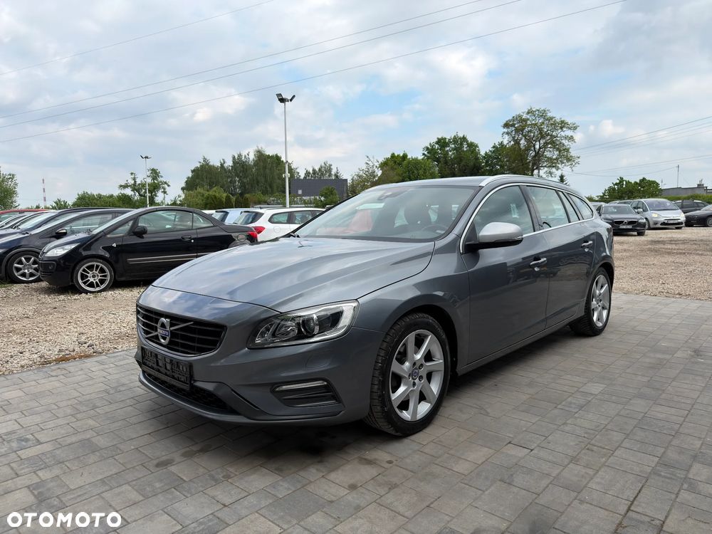 Volvo V60 D3 Drive-E R-Design Momentum - 9