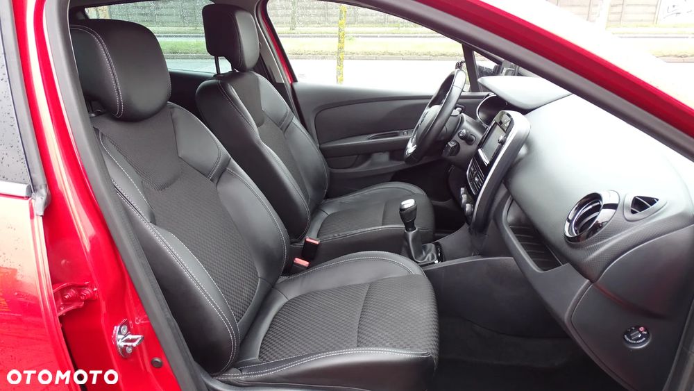 Renault Clio TCe 90 Luxe - 11