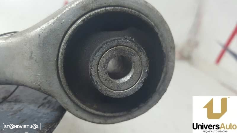BRAÇO SUSPENSÃO SUPERIOR FRENTE DIREITO AUDI A4 BERLINA (B5) 1.9 TDI - 2