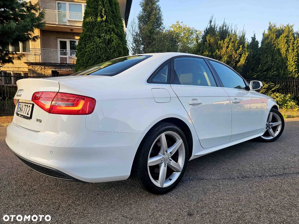 Audi A4 Limousine 1.8 TFSI S line Sportpaket - 6