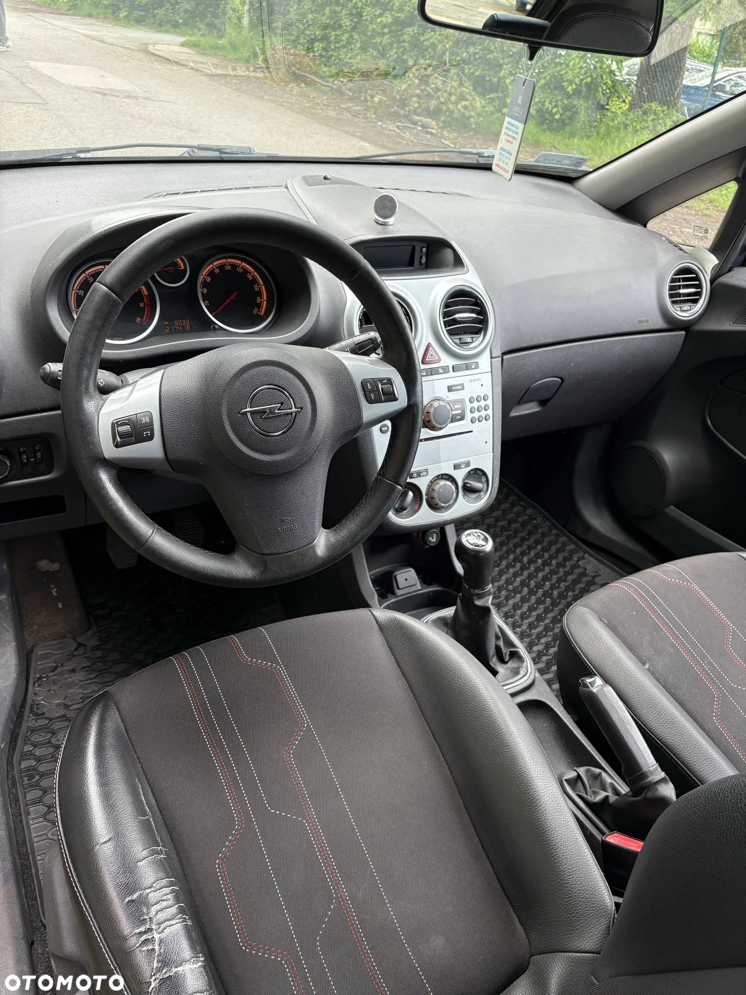 Opel Corsa - 10