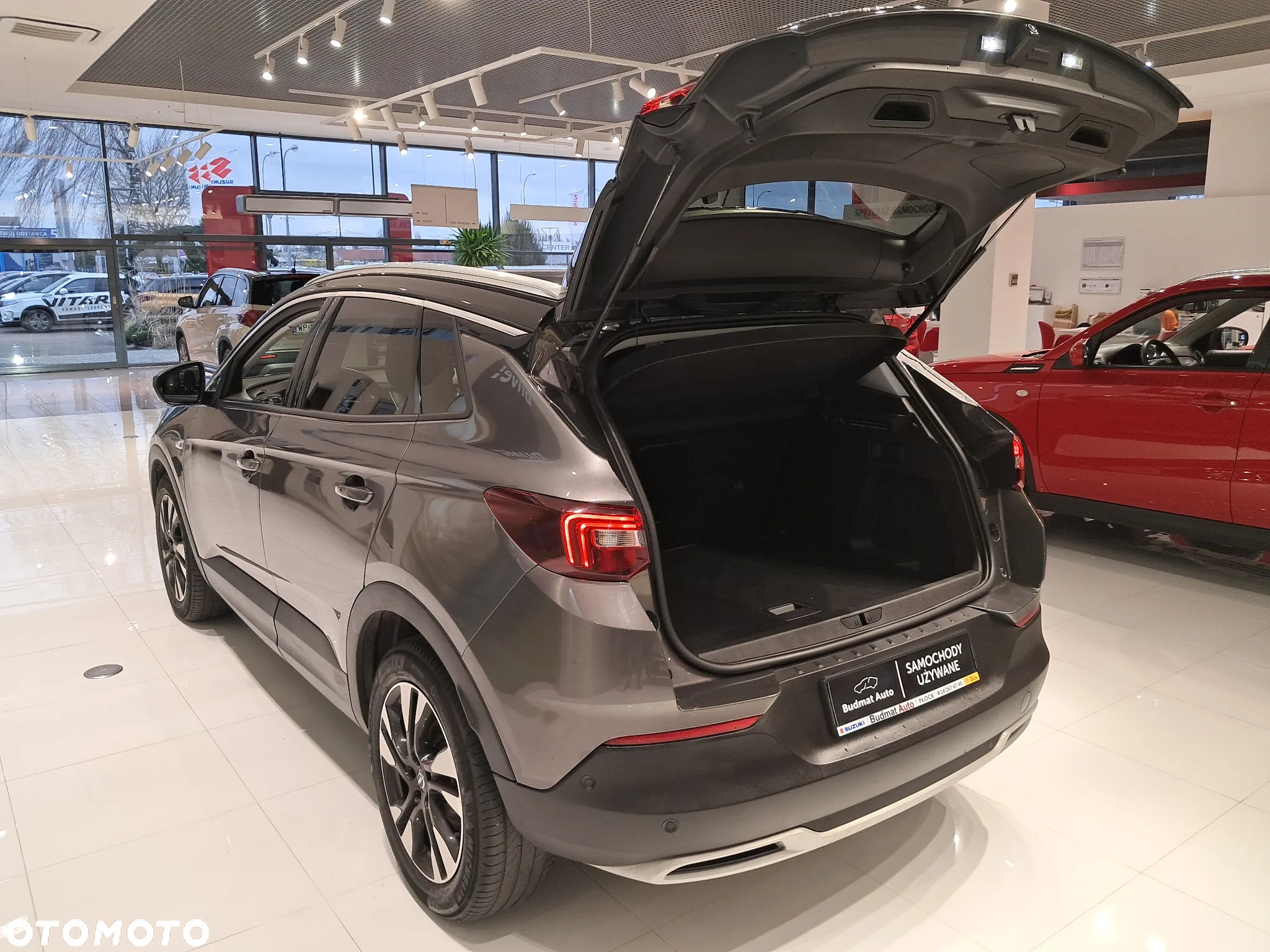 Opel Grandland X 1.2 T GPF Enjoy S&S - 8