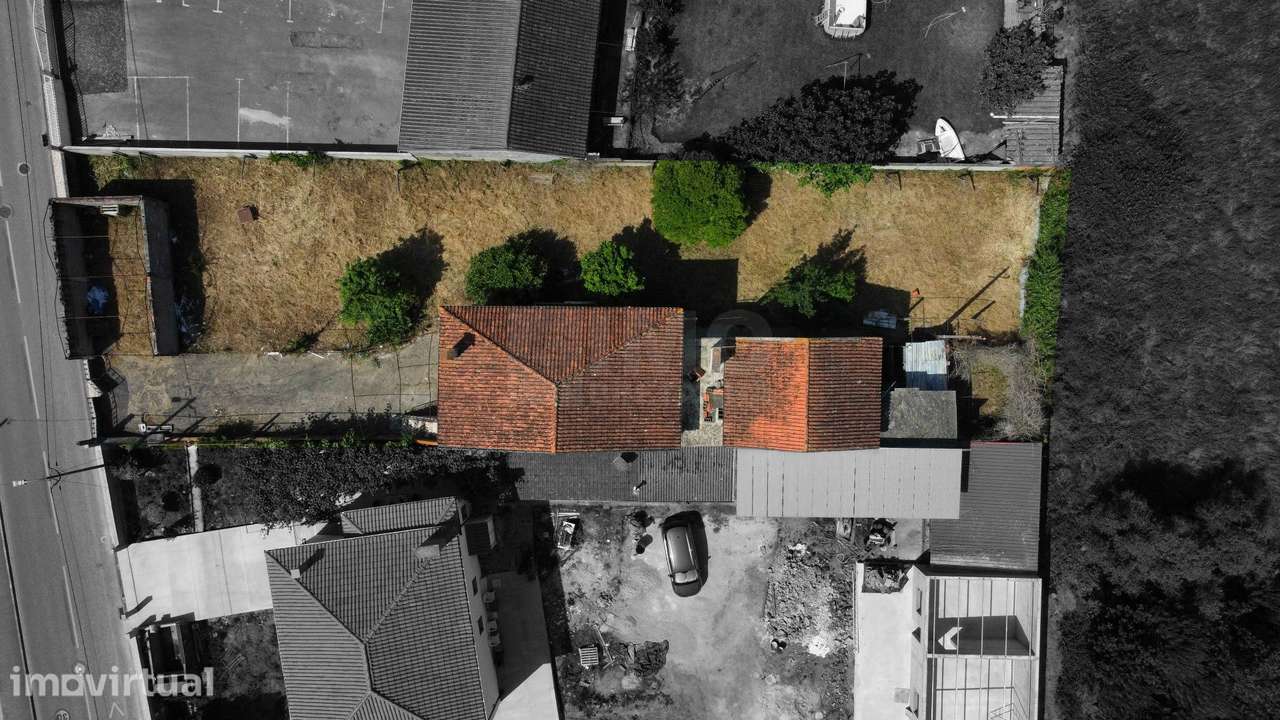 Duas Moradias em Terreno Urbano de 1.000 m² - centro da Lousã - Grande imagem: 5/26