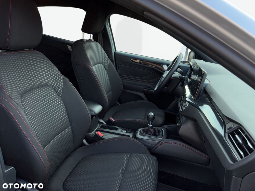 Ford Focus 1.0 EcoBoost ST-Line X - 14