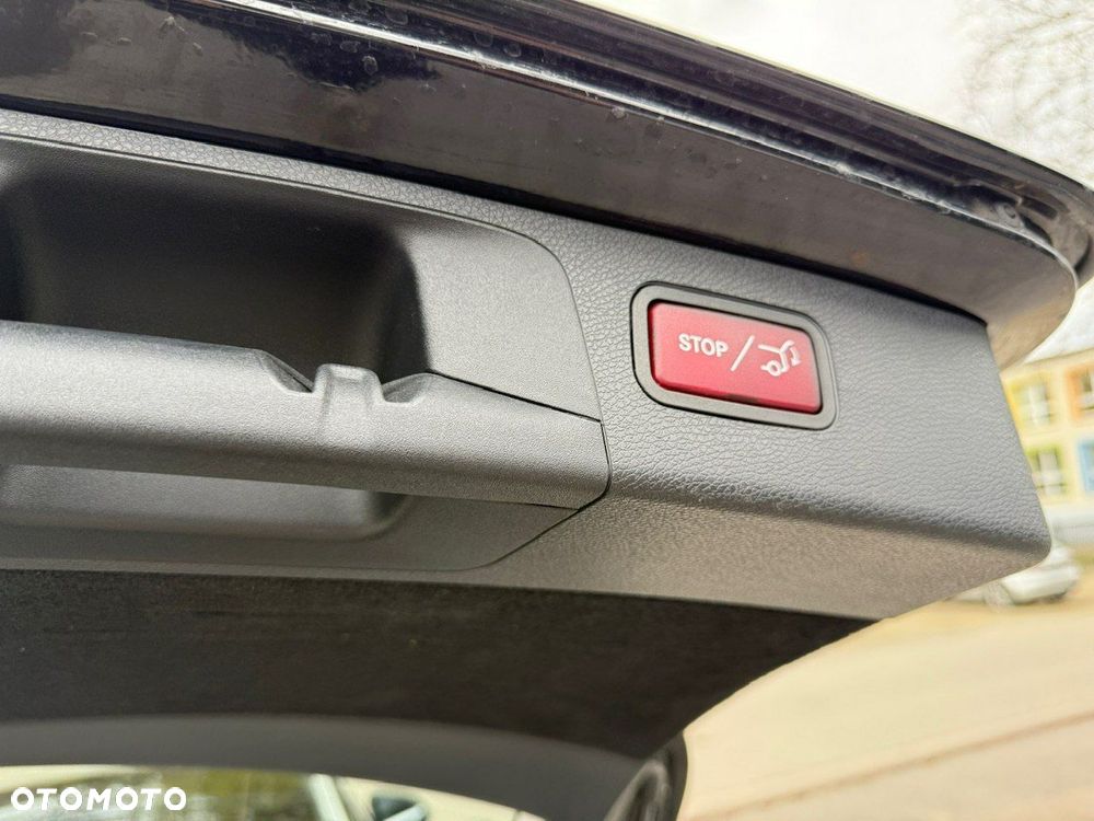 Mercedes-Benz Klasa E - 31