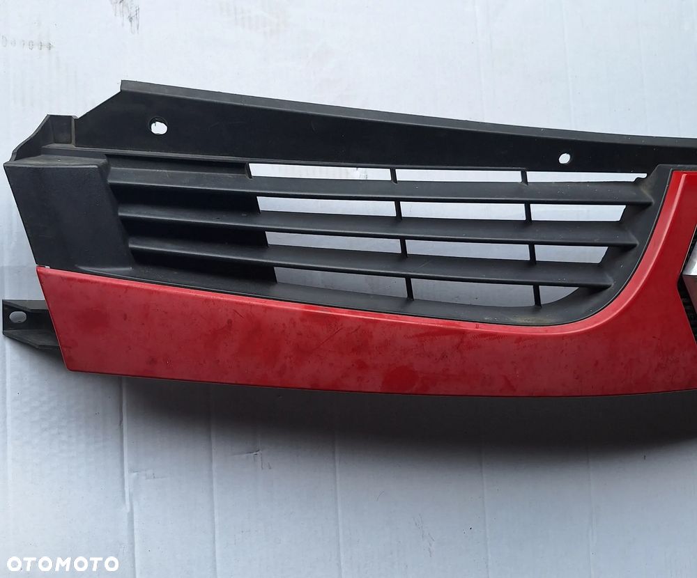 GRILL, ATRAPA -RENAULT MASTER II LIFT 2004-2010 rok / BIAŁY / CZERWONY - 7