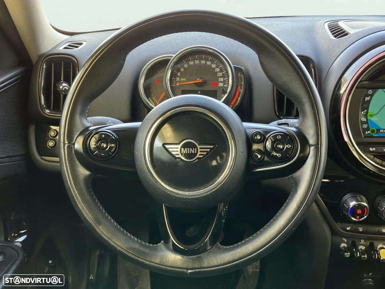 MINI Countryman Cooper SE ALL4 Auto - 11