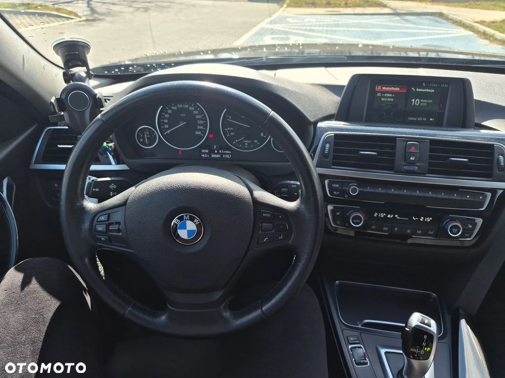 BMW Seria 3 - 23