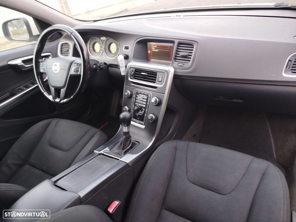 Volvo V60 1.6 D2 Drive Summum Start/Stop - 21