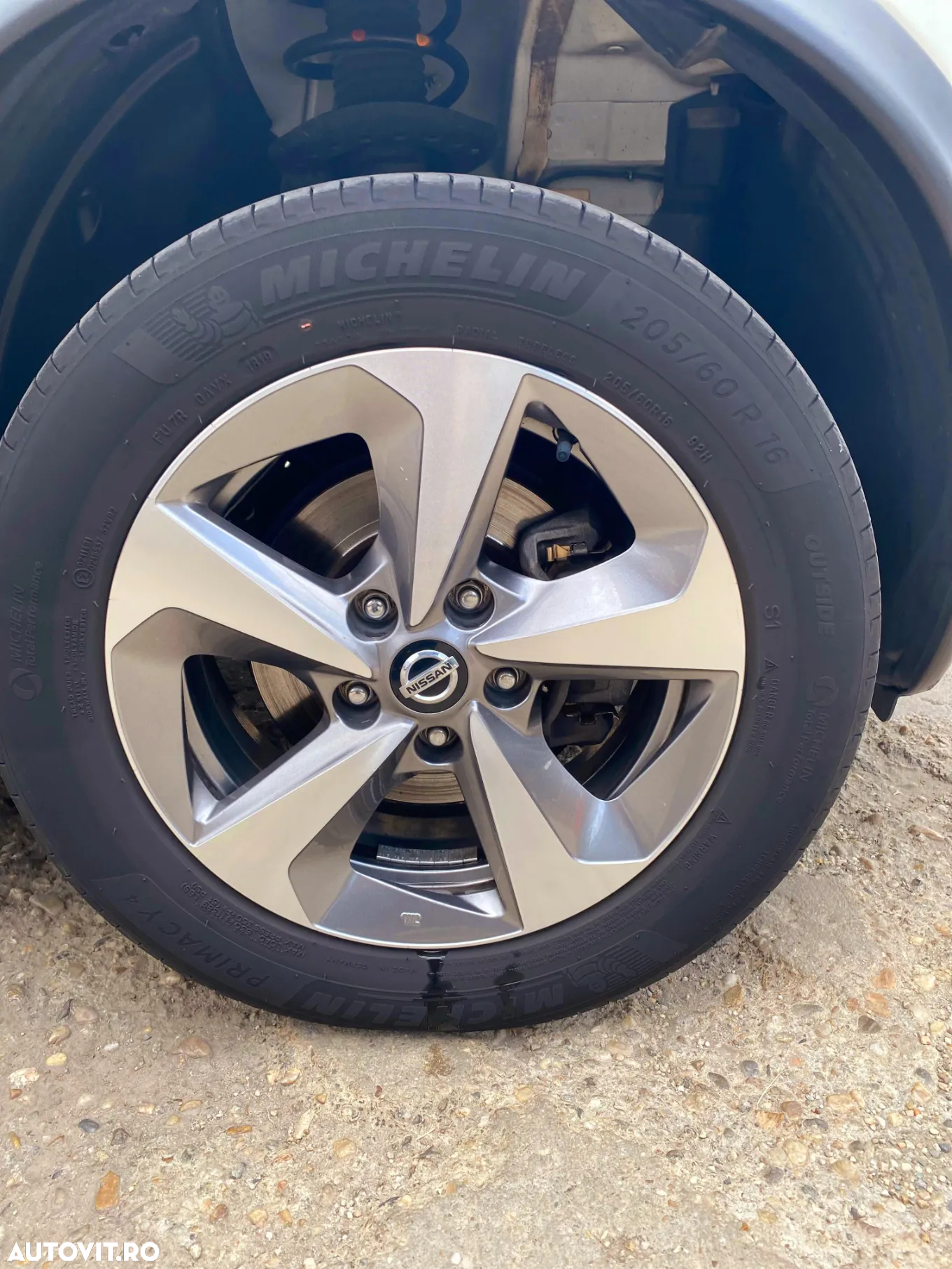 Nissan Juke 1.6L XTRONIC N-Connecta - 10