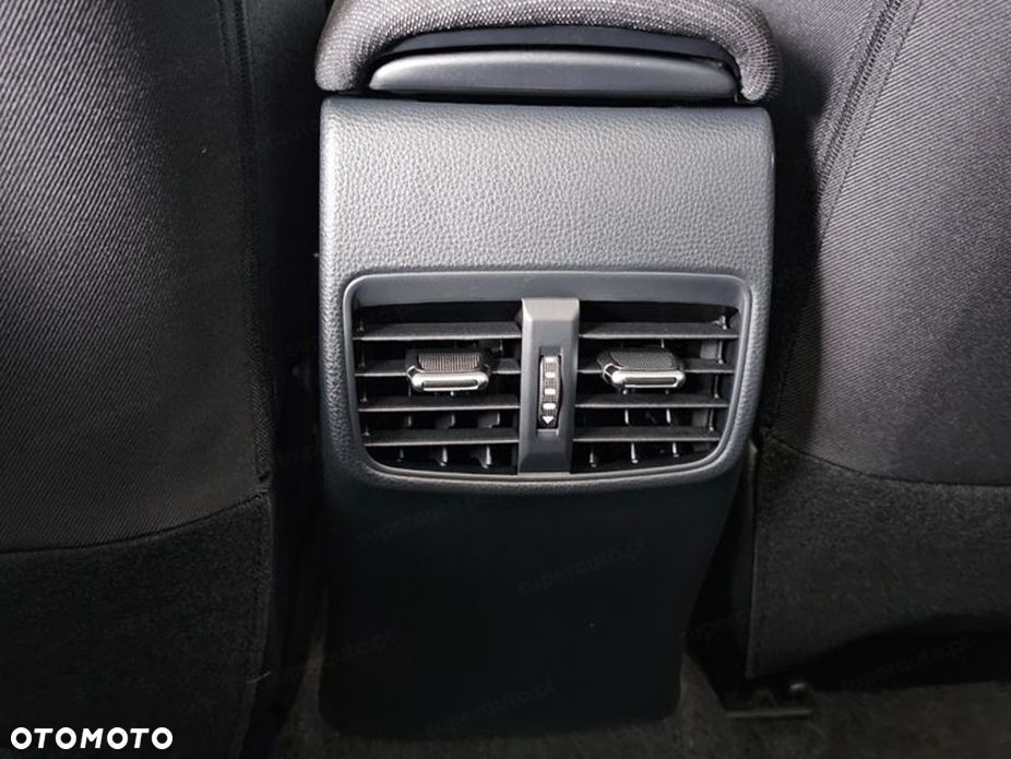 Toyota Corolla - 15