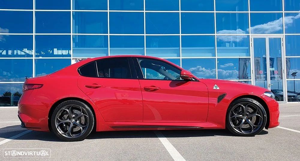 Alfa Romeo Giulia 2.9 Bi-Turbo Quadrifoglio AT8 - 2