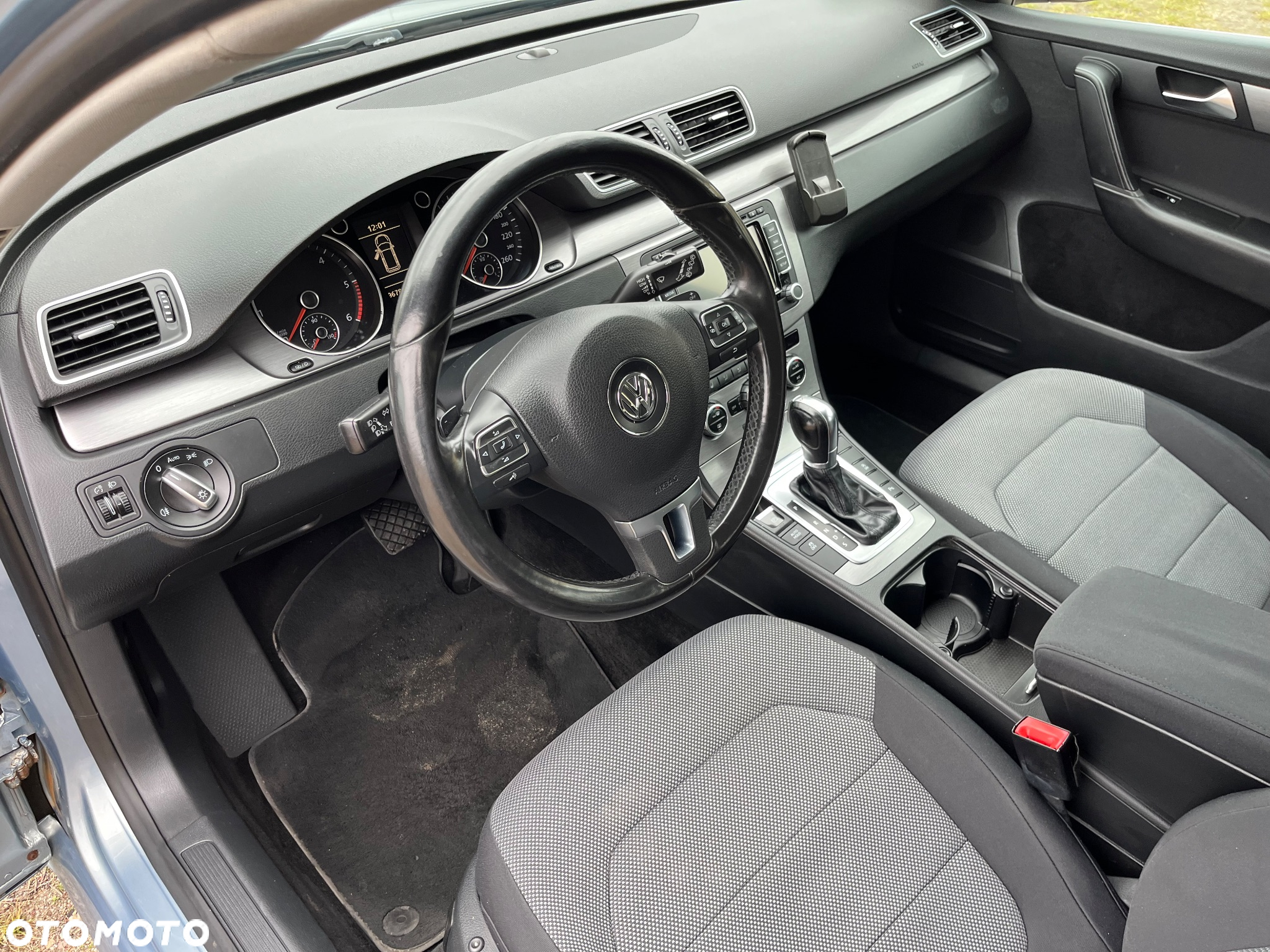 Volkswagen Passat Variant 2.0 TDI DSG BlueMotion Technology Comfortline - 9