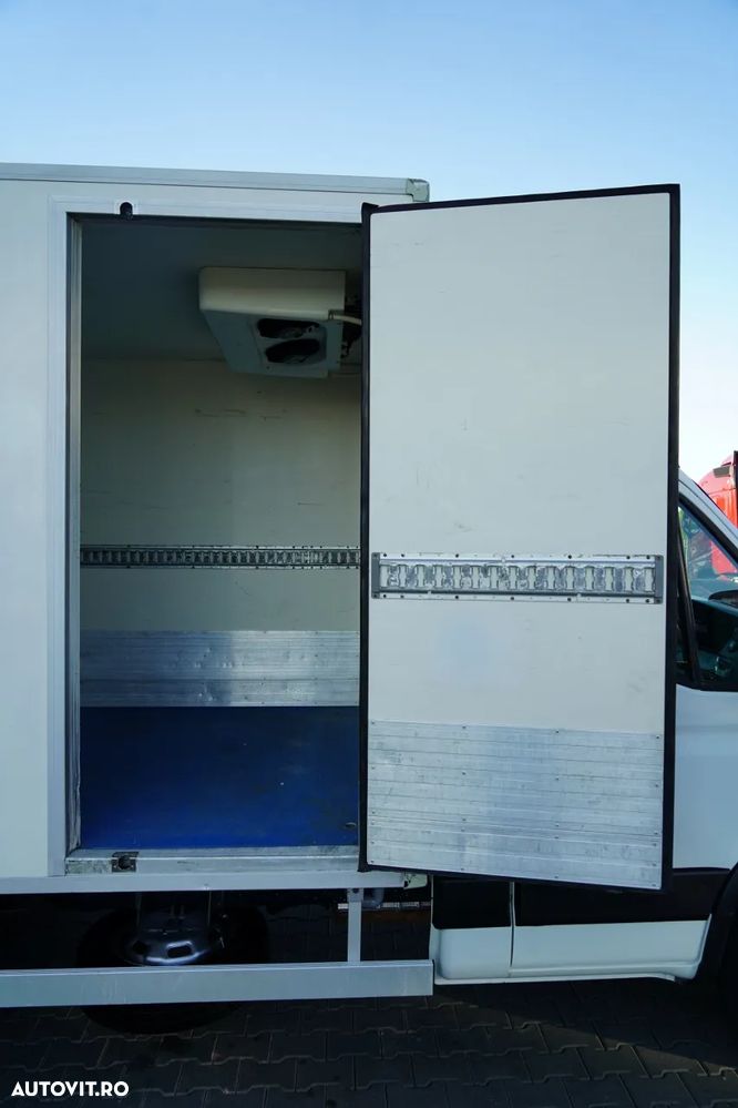 Iveco DAILY 35-130 / FRIGIDER / UNITATE THERMO KING / DHOLLANDIA LIFT / AUTOMAT / IMPORTAT - 15