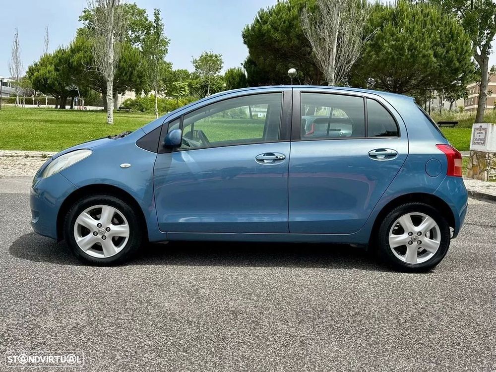 Toyota Yaris 1.0 VVT-i Sol AC+VSC - 7