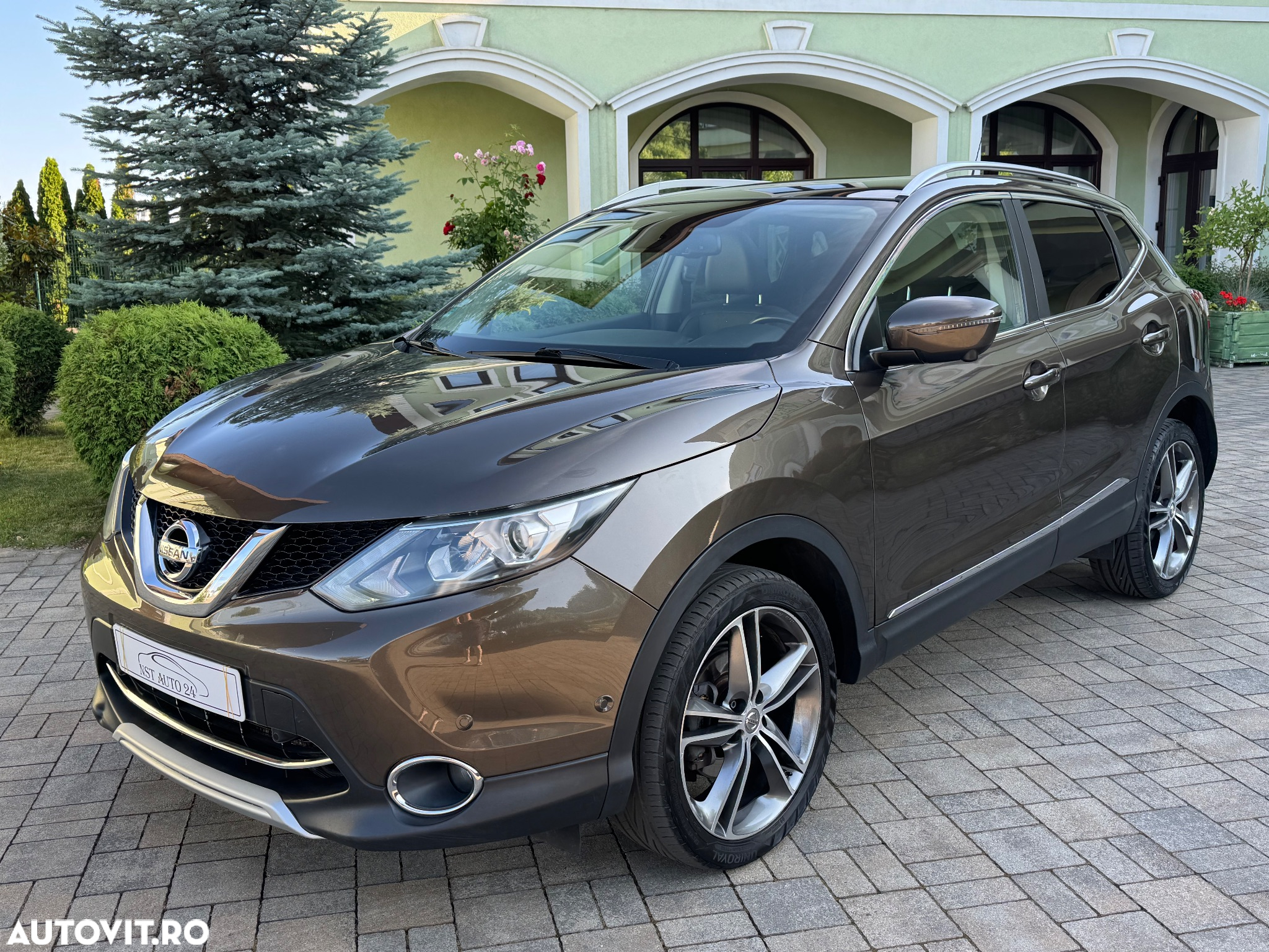 Nissan Qashqai 1.6 DCI Start/Stop X-TRONIC Tekna - 18