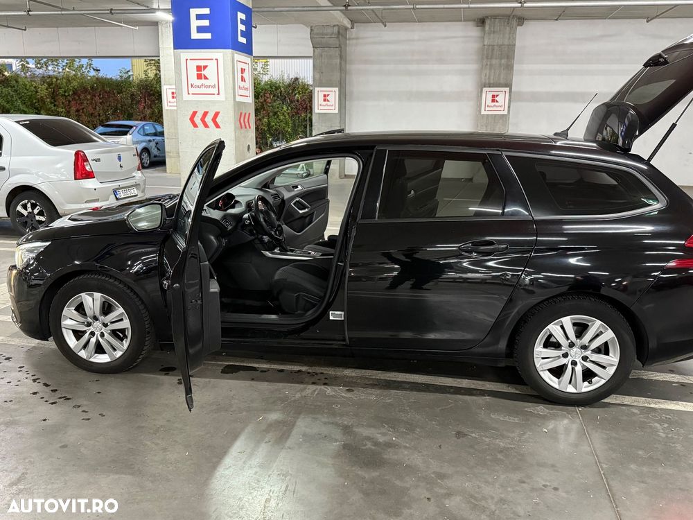 Peugeot 308 SW 1.5 BlueHDi FAP STT EAT8 Allure - 12