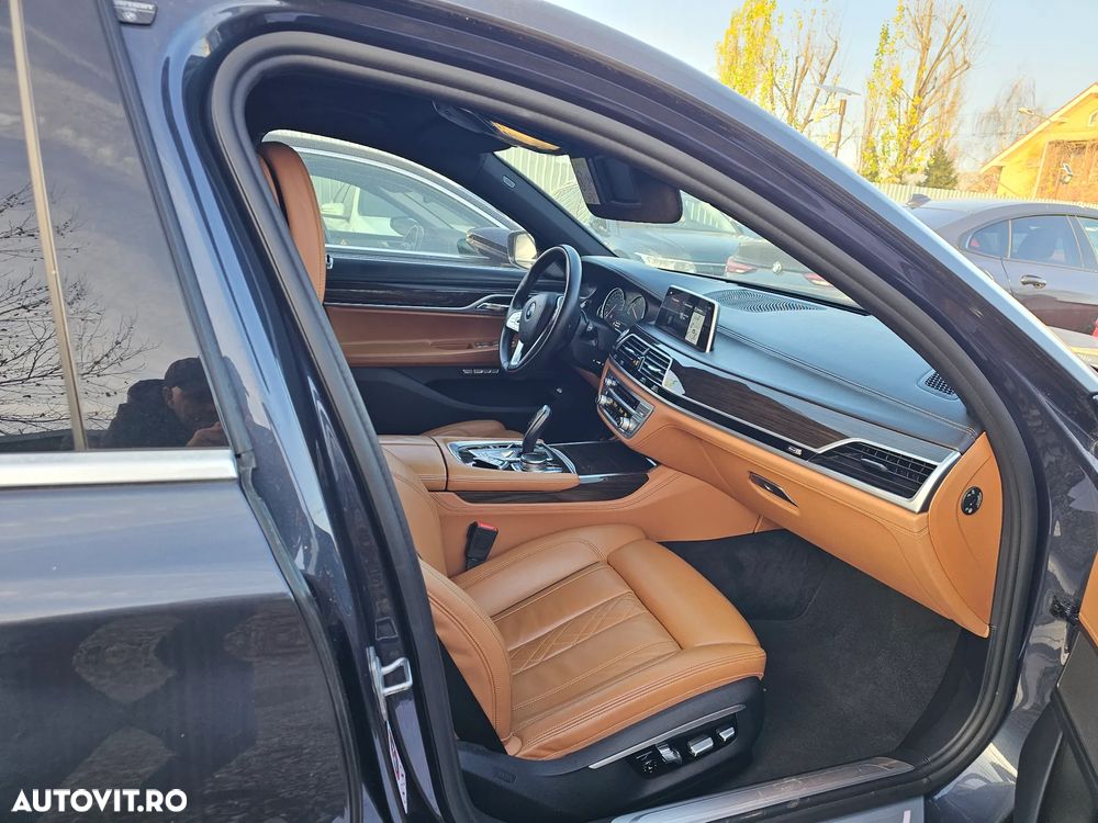 BMW Seria 7 730d xDrive - 11