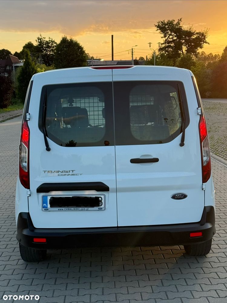 Ford Tourneo Connect Grand - 16