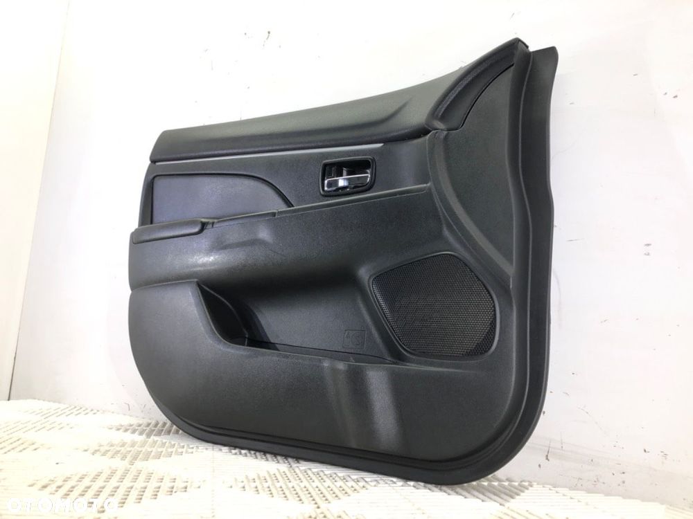 BOCZEK DRZWI LEWY PRZÓD  MITSUBISHI ASX (GA_W_) 2009 - 2022 1.8 DI-D 110 kW [150 KM] olej napędowy - 3