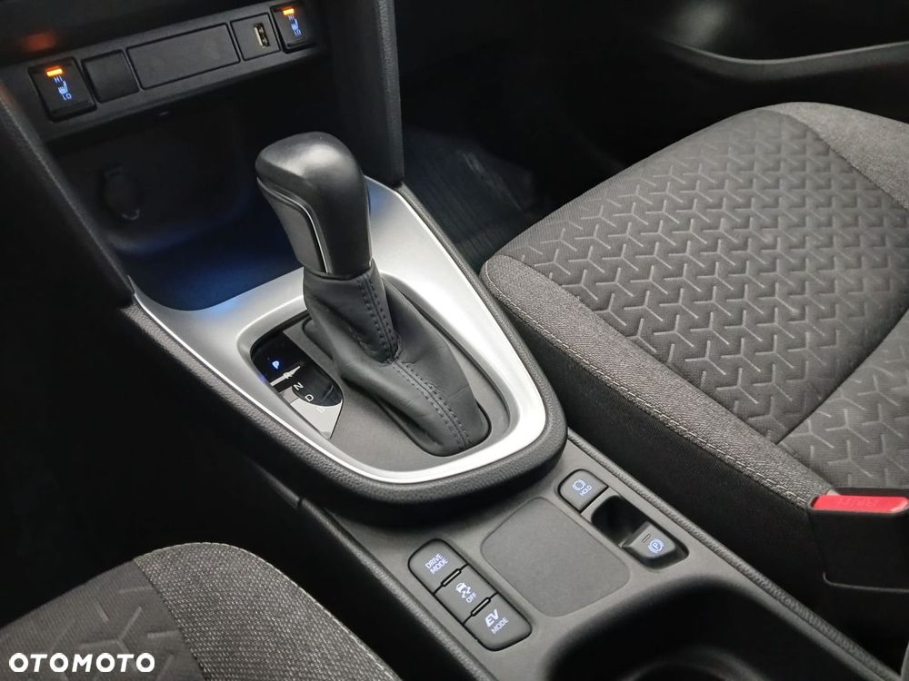 Toyota Yaris Cross Hybrid 1.5 Style - 25