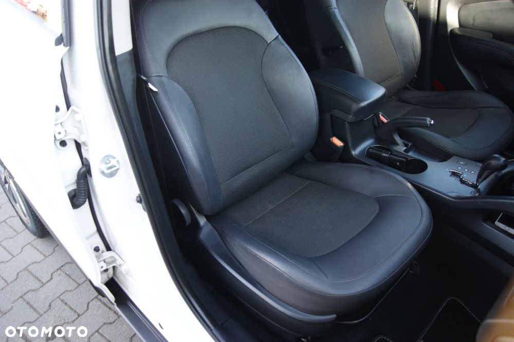 Hyundai ix35 2.0 2WD Automatik Trend - 12