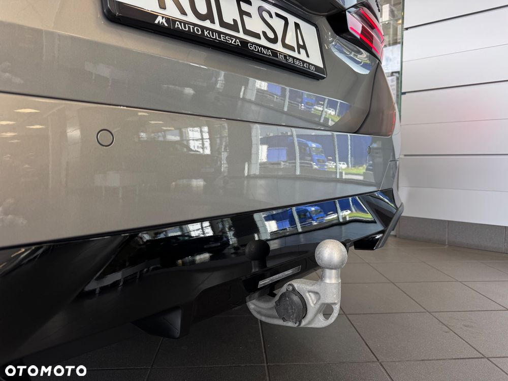 BMW Seria 5 540d xDrive - 12
