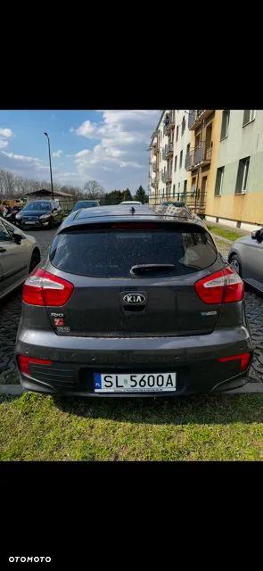 Kia Rio - 3