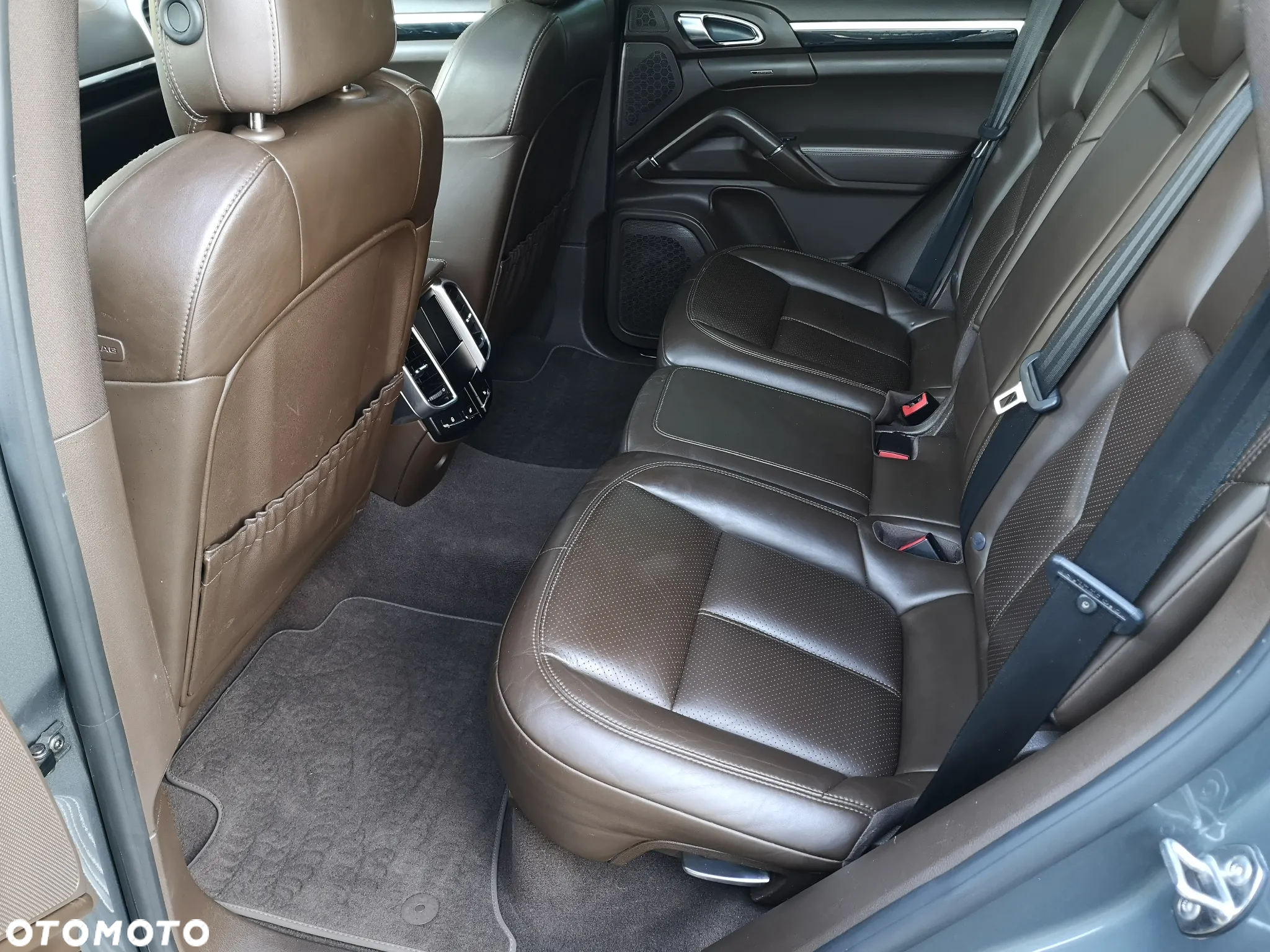 Porsche Cayenne Diesel Platinum Edition - 25