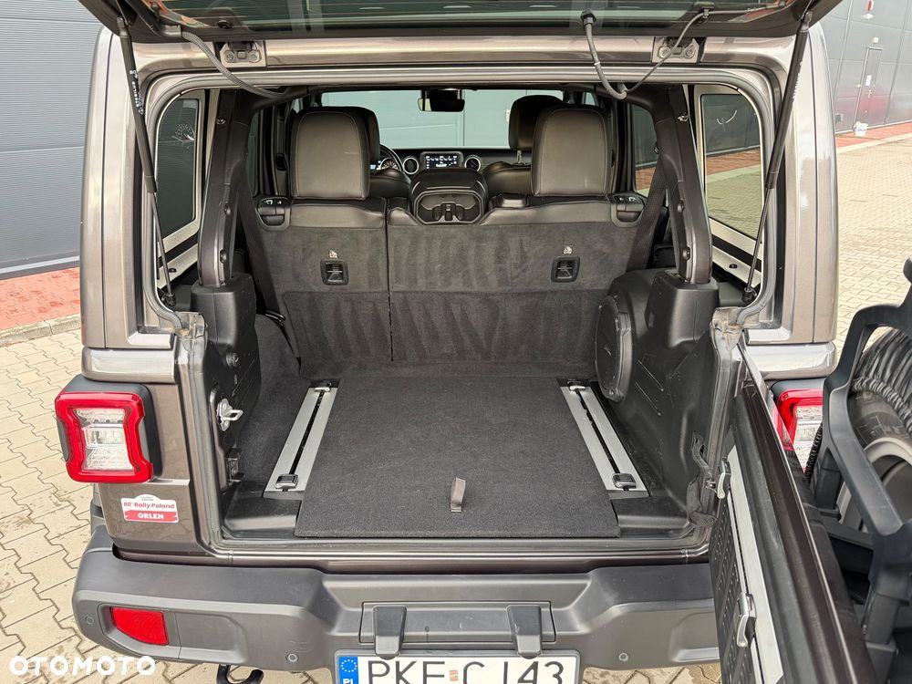 Jeep Wrangler Unlimited GME 2.0 Turbo 80th Anniversary - 17