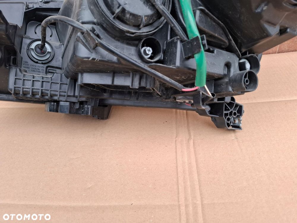 lampa przednia nissan leaf ii oryginał ładny stan - 8