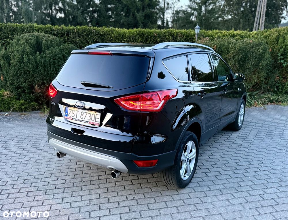 Ford Kuga 2.0 TDCi 4x4 Trend - 4