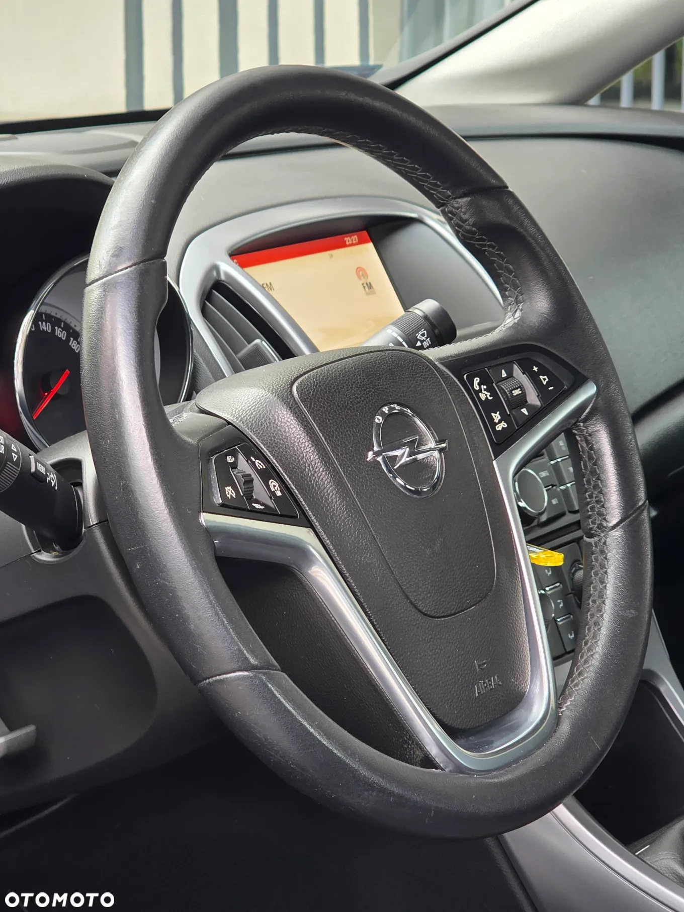Opel Astra IV 1.4 T Executive EU6 - 2