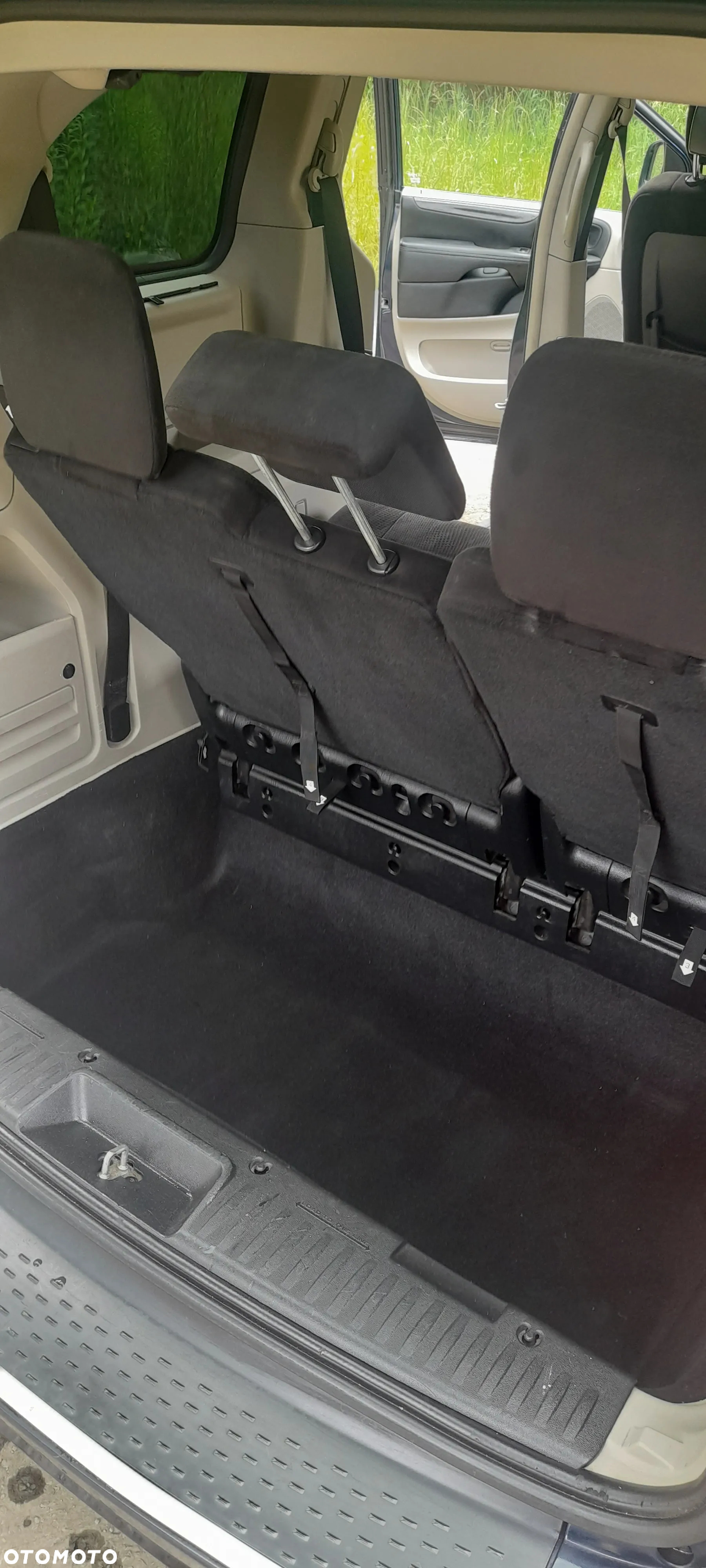 Dodge Grand Caravan 3.6 R/T - 14