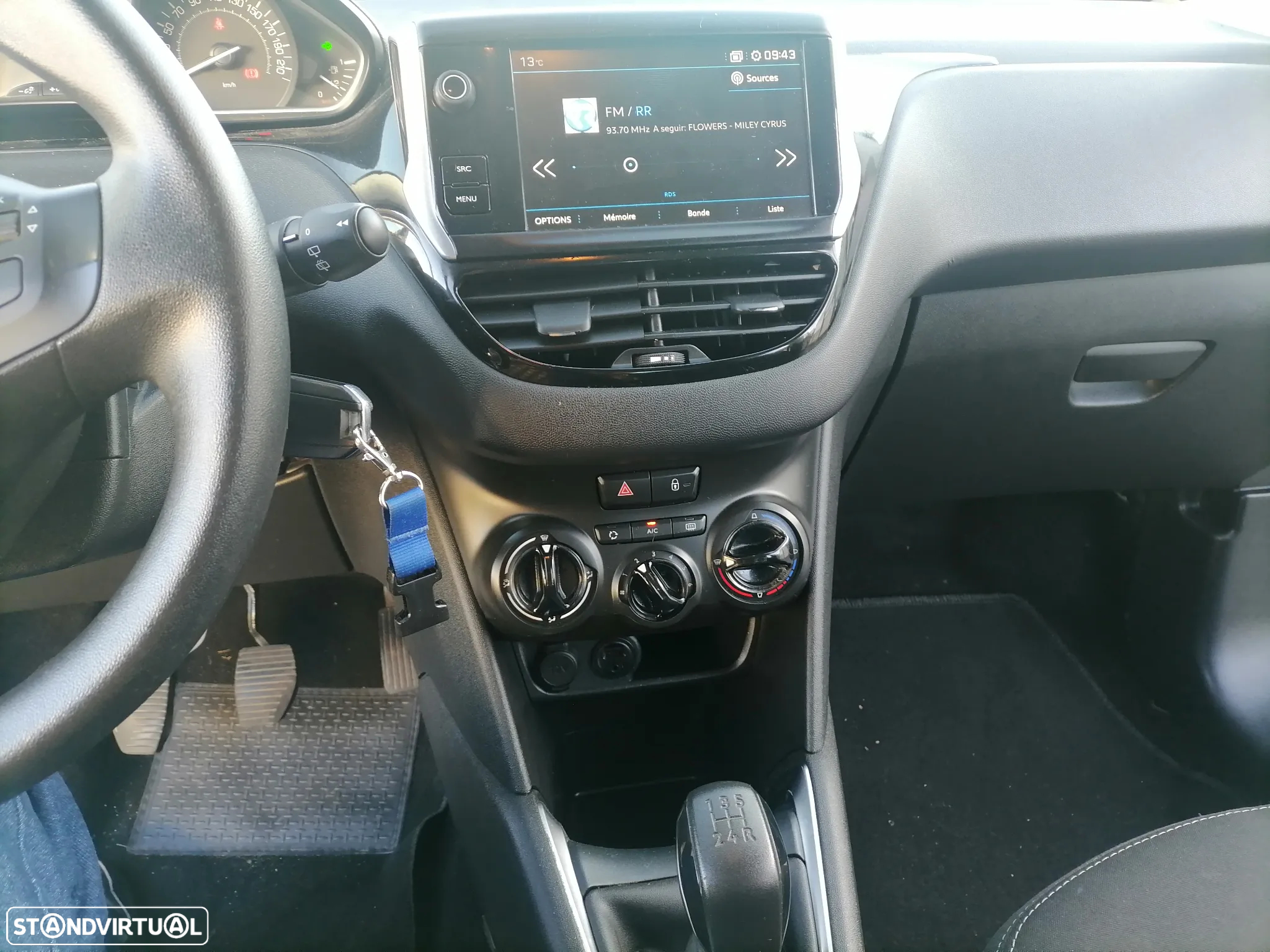 Peugeot 208 1.6 BlueHDi Style - 14