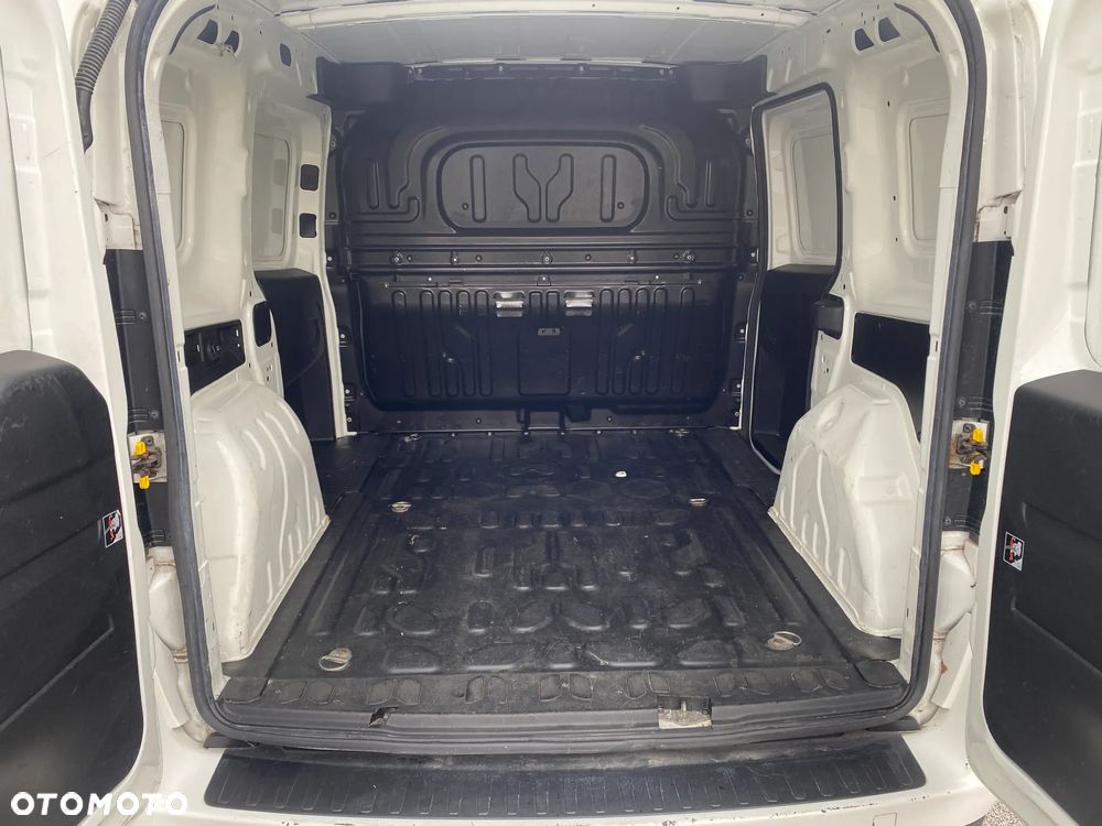 Fiat Doblo - 9