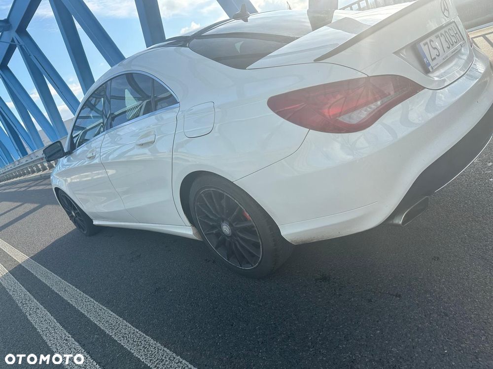 Mercedes-Benz CLA 250 7G-DCT - 5