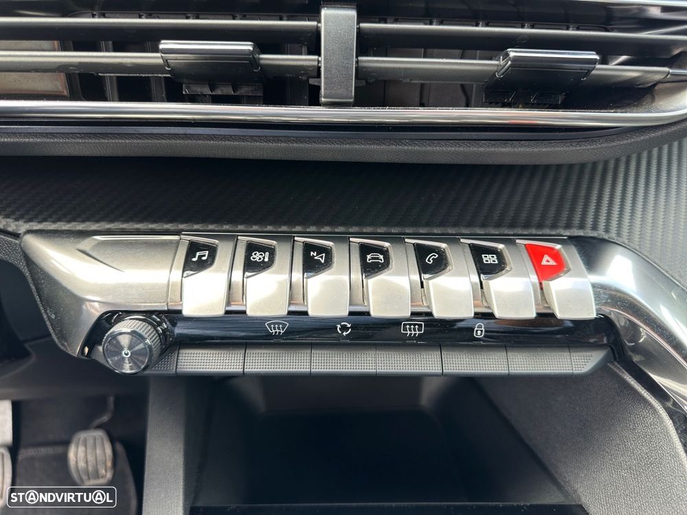 Peugeot 3008 1.2 PureTech Active Pack - 14