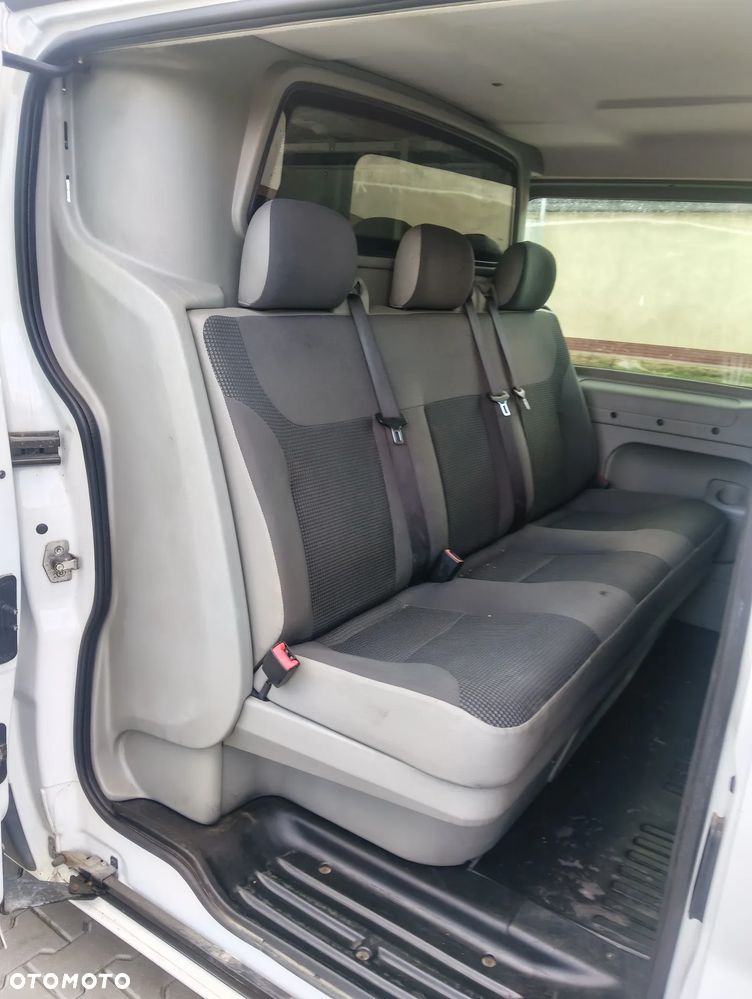 Opel Vivaro - 16