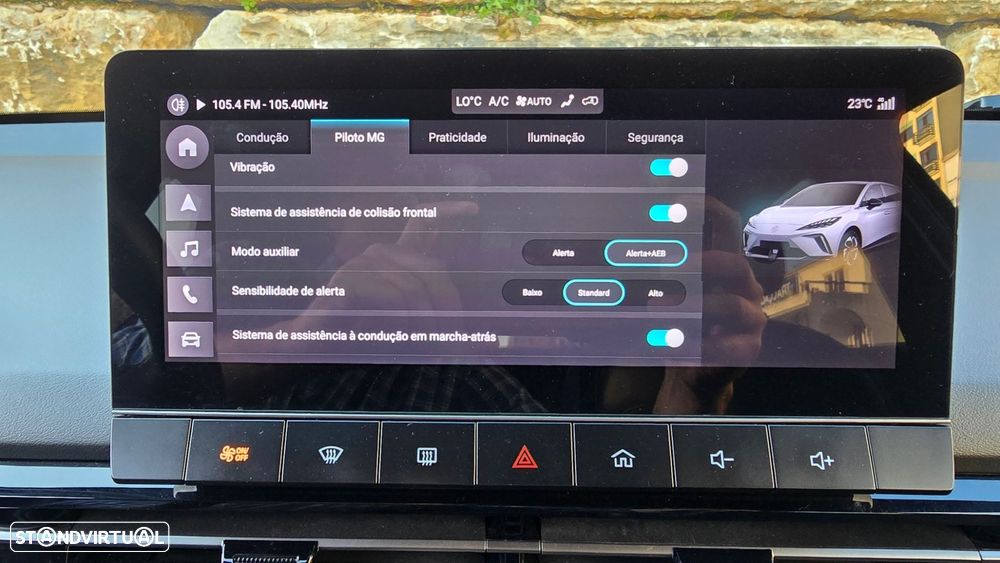 MG MG4 64 kWh Luxury - 26