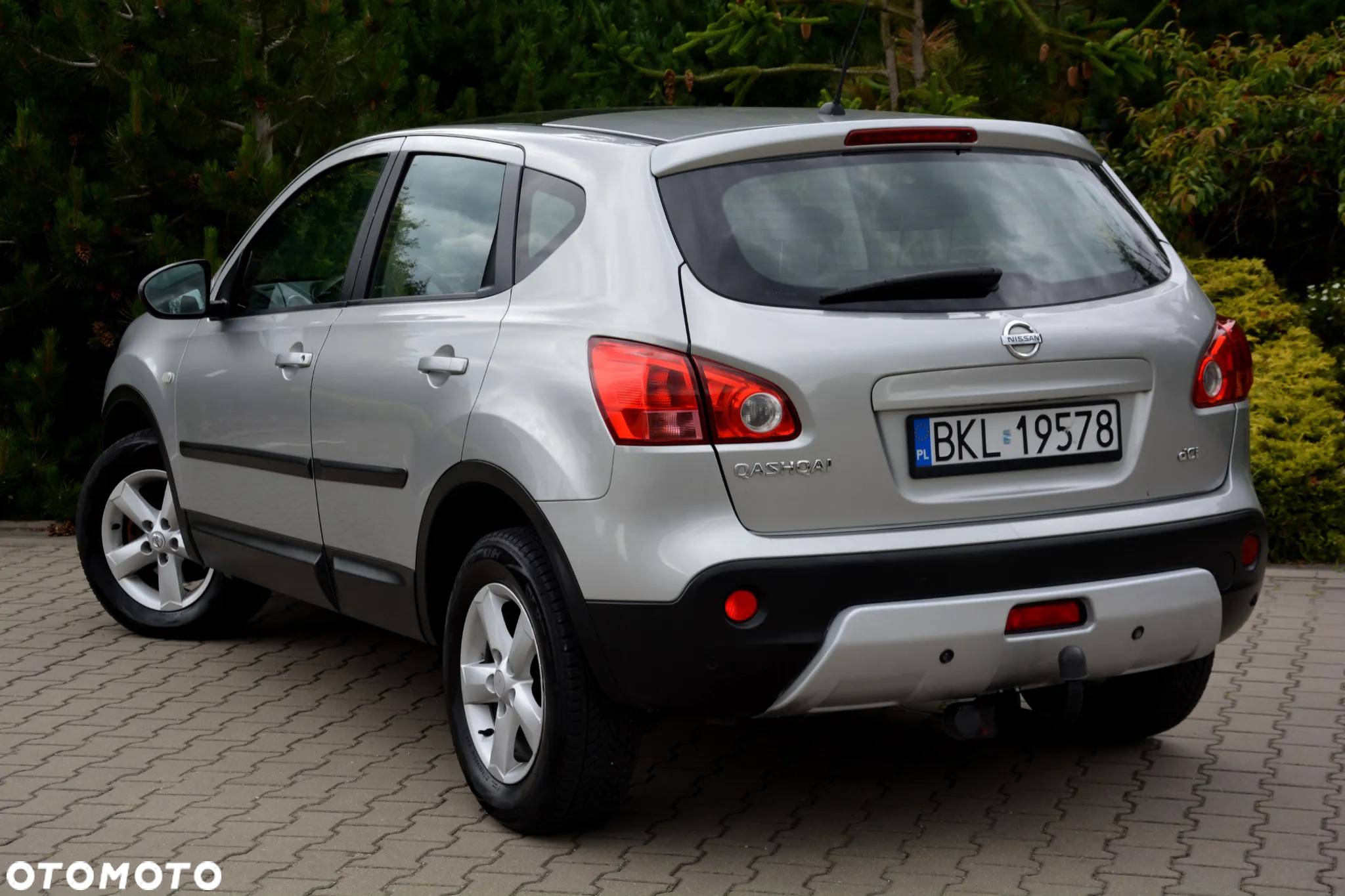 Nissan Qashqai 2.0 dCi Lounge - 3