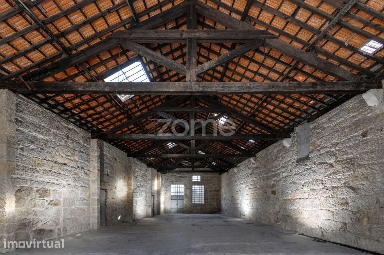 ARMAZÉM (9) DE ARQ. RÚSTICA COM LOGRADOURO EM CAMPANHÃ, PORTO - Grande imagem: 5/28