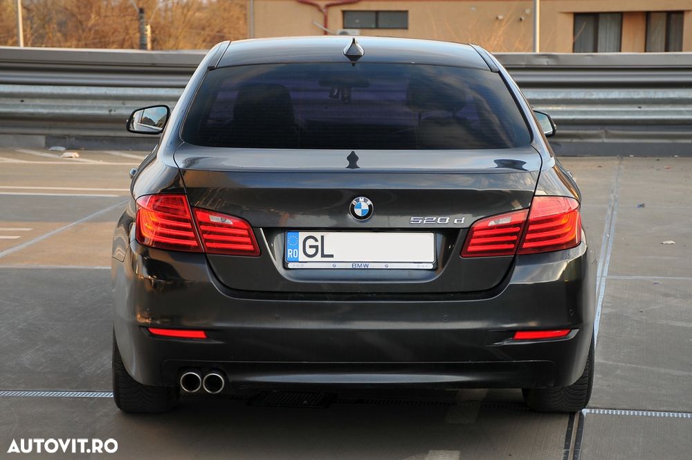 BMW Seria 5 520d - 16