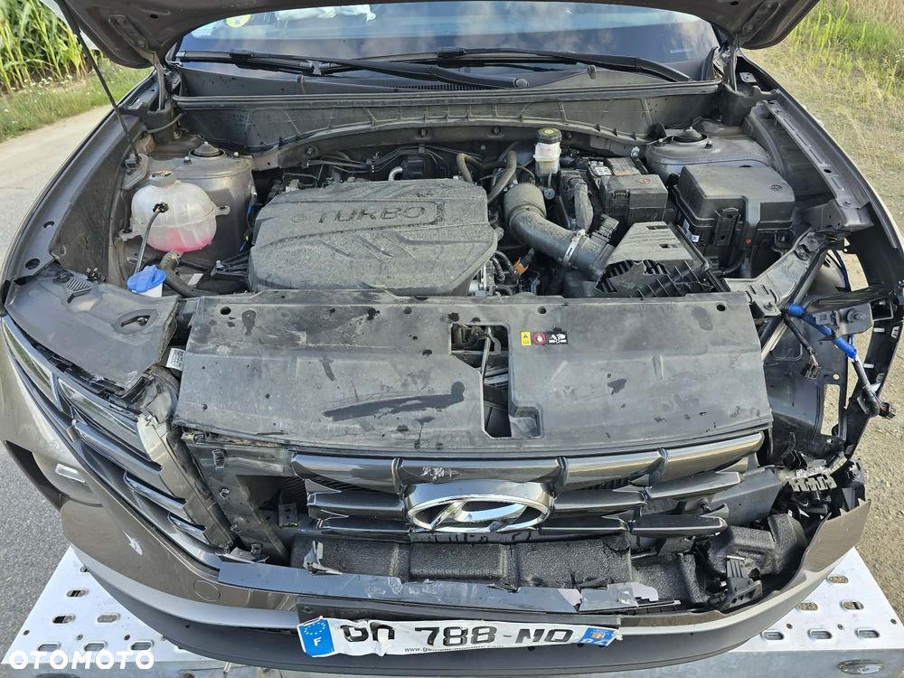 Hyundai Tucson 1.6 CRDi 48V-Hybrid 2WD DCT Select - 19