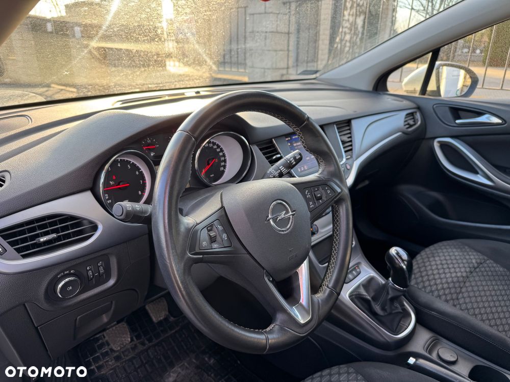 Opel Astra 1.2 T Edition S&S - 5