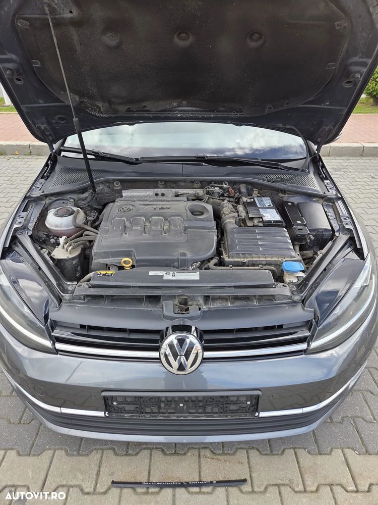 Volkswagen Golf 1.6 TDI Comfortline - 11