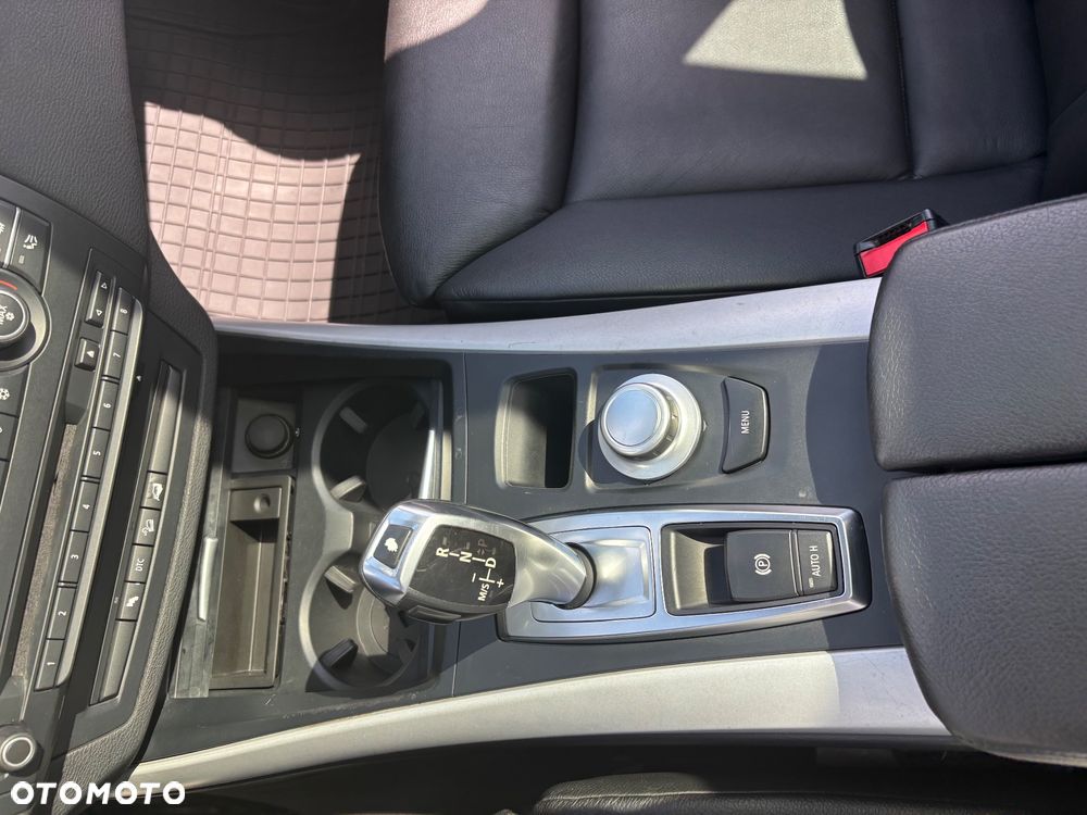 BMW X5 xDrive30d - 26