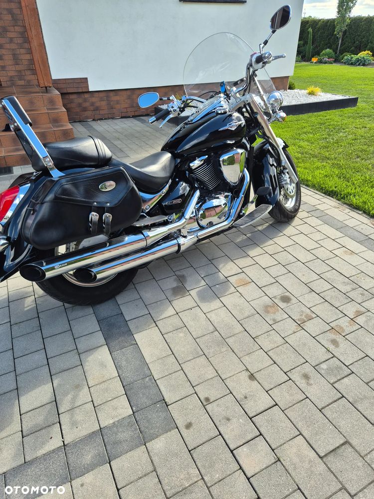 Suzuki Intruder - 4